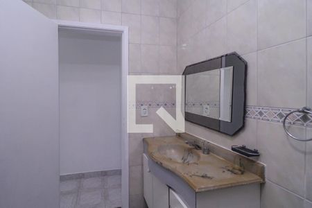 Casa para alugar com 125m², 2 quartos e 1 vaga Casa para alugar com 125m², 2 quartos e 1 vagaBanheiro