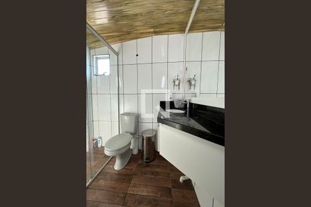 Casa à venda com 352m², 2 quartos e 2 vagasBanheiro