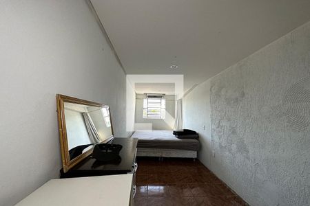 Quarto 1 de casa para alugar com 2 quartos, 352m² em Santos Dumont, São Leopoldo