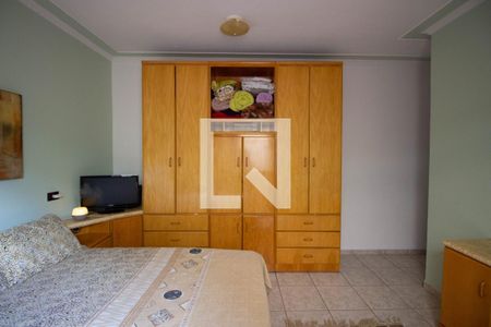 Casa à venda com 214m², 4 quartos e 2 vagasQuarto 2