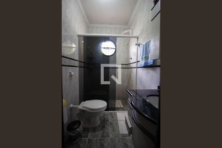 Casa à venda com 214m², 4 quartos e 2 vagasBanheiro