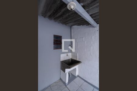 Casa para alugar com 48m², 1 quarto e 1 vagaÁrea de Serviço