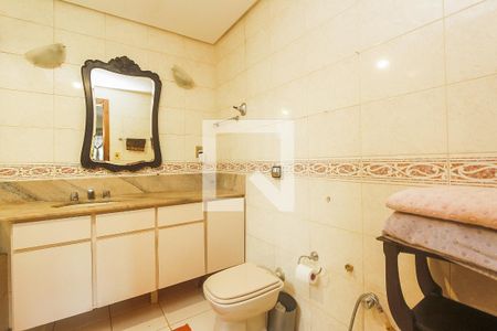 Apartamento à venda com 141m², 2 quartos e 1 vagaBanheiro suite 2