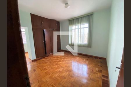 Casa à venda com 280m², 4 quartos e 2 vagasQuarto 2