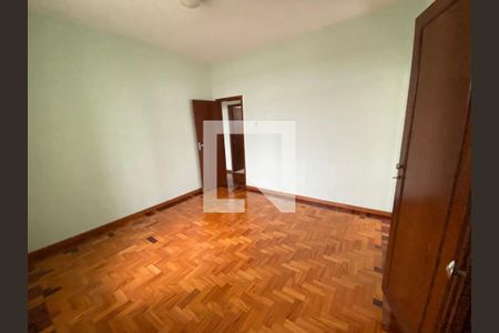 Casa à venda com 280m², 4 quartos e 2 vagasQuarto 2