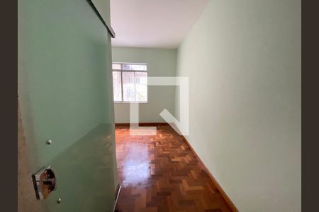 Casa à venda com 280m², 4 quartos e 2 vagasQuarto 6 - Suíte