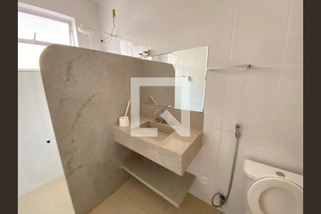 Casa à venda com 280m², 4 quartos e 2 vagasBanheiro