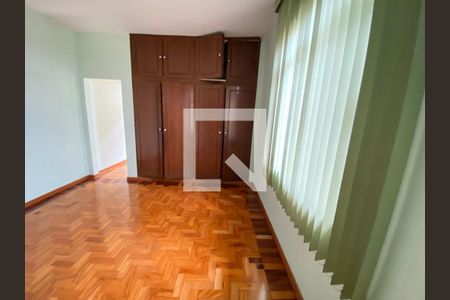 Casa à venda com 280m², 4 quartos e 2 vagasQuarto 4 