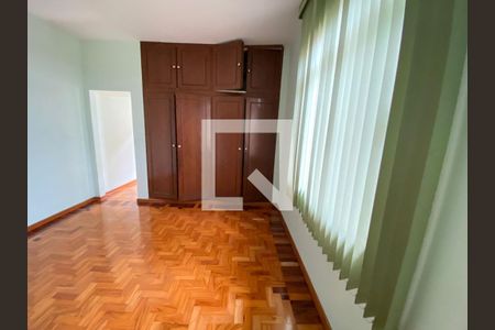 Casa à venda com 280m², 4 quartos e 2 vagasQuarto 2