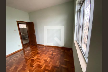 Casa à venda com 280m², 4 quartos e 2 vagasQuarto 5