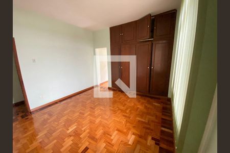 Casa à venda com 280m², 4 quartos e 2 vagasQuarto 2