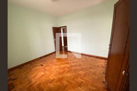 Casa à venda com 280m², 4 quartos e 2 vagasQuarto 4