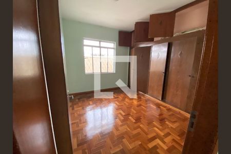Casa à venda com 280m², 4 quartos e 2 vagasQuarto 5