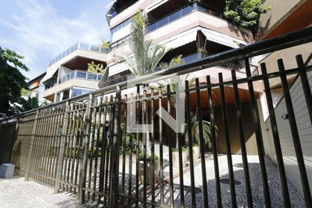 Apartamento para alugar com 140m², 4 quartos e 2 vagasFachada