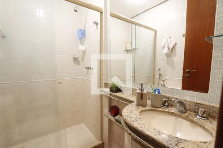 Apartamento para alugar com 140m², 4 quartos e 2 vagasBanheiro Social