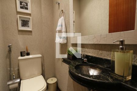 Lavabo de apartamento para alugar com 4 quartos, 140m² em Barra da Tijuca, Rio de Janeiro