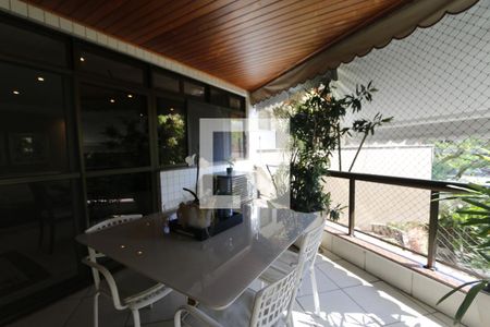 varanda de apartamento para alugar com 4 quartos, 140m² em Barra da Tijuca, Rio de Janeiro