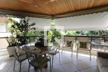varanda de apartamento para alugar com 4 quartos, 140m² em Barra da Tijuca, Rio de Janeiro