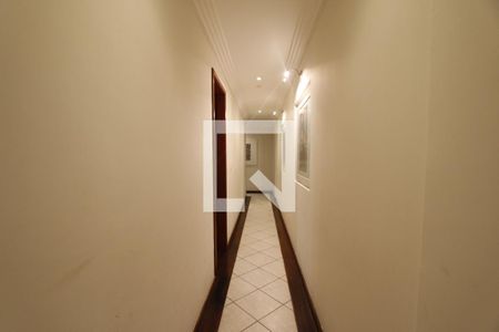 Apartamento para alugar com 140m², 4 quartos e 2 vagasCorredor