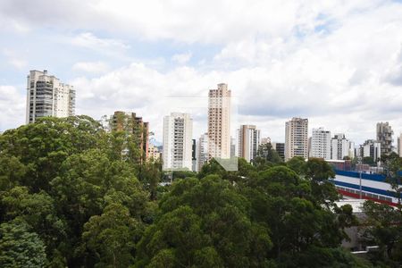 Vista de apartamento à venda com 4 quartos, 163m² em Vila Suzana, São Paulo