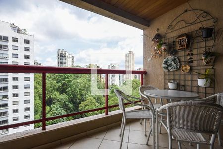 Varanda de apartamento à venda com 4 quartos, 163m² em Vila Suzana, São Paulo