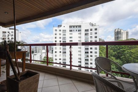 Varanda de apartamento à venda com 4 quartos, 163m² em Vila Suzana, São Paulo