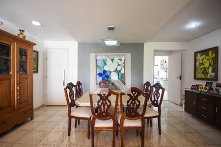 Sala de jantar de apartamento à venda com 4 quartos, 163m² em Vila Suzana, São Paulo