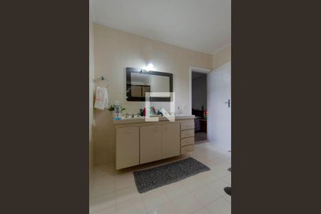 Casa à venda com 360m², 3 quartos e 2 vagas Casa à venda com 360m², 3 quartos e 2 vagasBanheiro Suíte 1