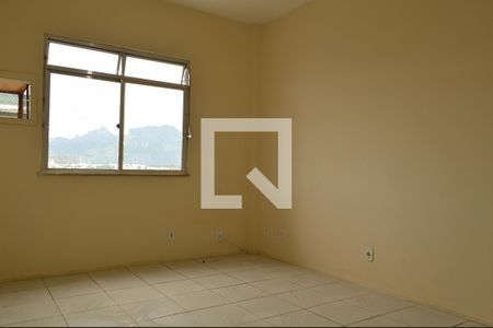 Quarto 1 de apartamento à venda com 4 quartos, 100m² em Taquara, Rio de Janeiro