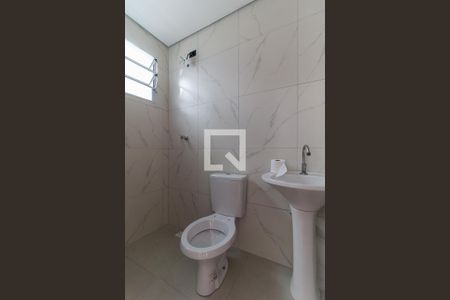Banheiro de apartamento para alugar com 1 quarto, 33m² em Braz Cubas, Mogi das Cruzes