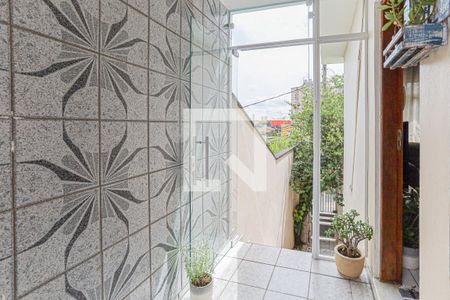 Casa à venda com 180m², 3 quartos e 2 vagasCorredor