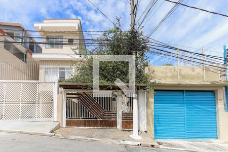 Casa à venda com 180m², 3 quartos e 2 vagasFachada