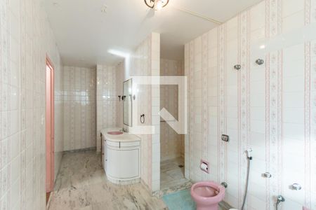 Apartamento à venda com 250m², 4 quartos e 2 vagasBanheiro Suíte