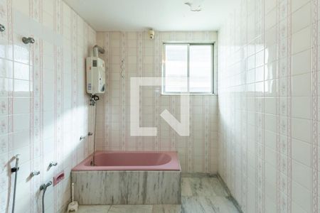 Apartamento à venda com 250m², 4 quartos e 2 vagasBanheiro Suíte