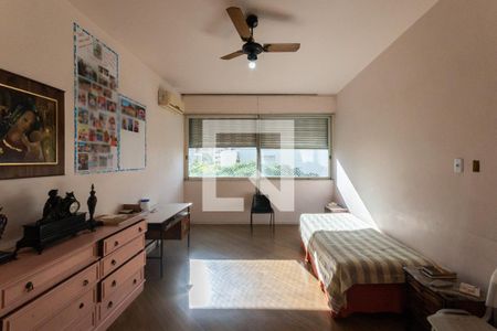 Apartamento à venda com 250m², 4 quartos e 2 vagasSuíte