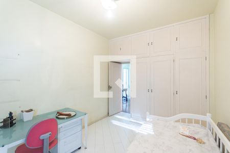 Apartamento à venda com 250m², 4 quartos e 2 vagasQuarto 1