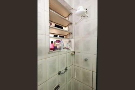 Apartamento à venda com 72m², 2 quartos e sem vagaBanheiro Corredor