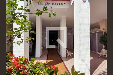 Apartamento à venda com 72m², 2 quartos e sem vagaFachada e portaria