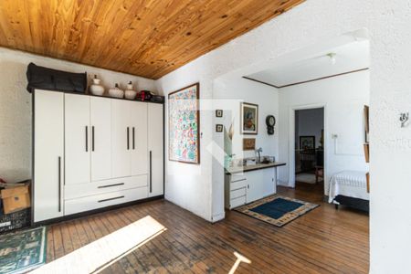 Casa à venda com 300m², 3 quartos e 2 vagas