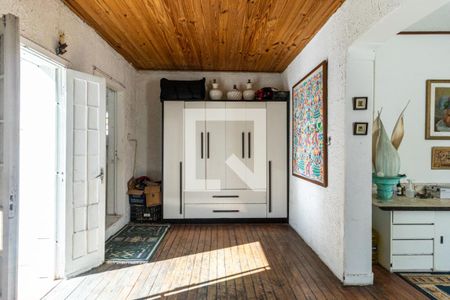 Casa à venda com 300m², 3 quartos e 2 vagas