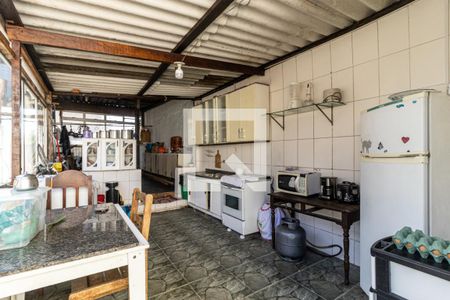 Casa à venda com 300m², 3 quartos e 2 vagas