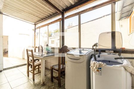 Casa à venda com 300m², 3 quartos e 2 vagas