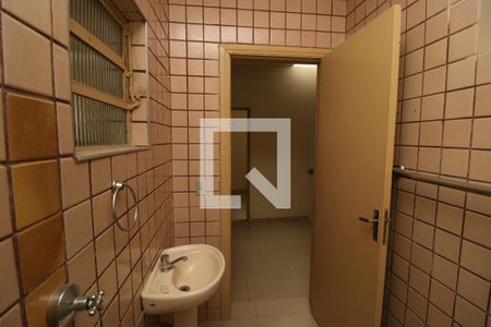 Banheiro de apartamento para alugar com 1 quarto, 48m² em Jardim Três Marias, São Paulo