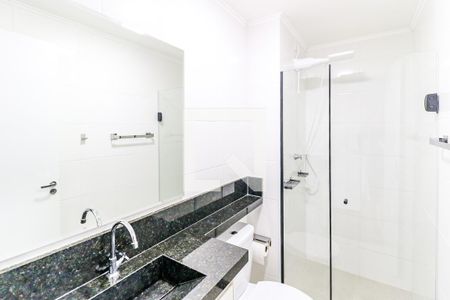Banheiro de apartamento à venda com 1 quarto, 24m² em Santo Amaro, São Paulo