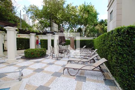 Apartamento à venda com 48m², 2 quartos e 2 vagas Apartamento à venda com 48m², 2 quartos e 2 vagasÁrea comum - Piscina