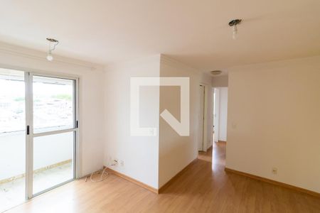 Sala  de apartamento para alugar com 3 quartos, 67m² em Jardim Maringá, São Paulo