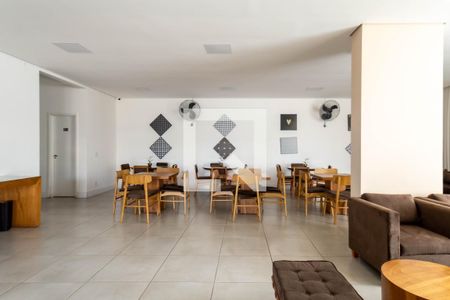 Apartamento para alugar com 56m², 2 quartos e 1 vaga Apartamento para alugar com 56m², 2 quartos e 1 vagaÁrea comum - Salão de festas