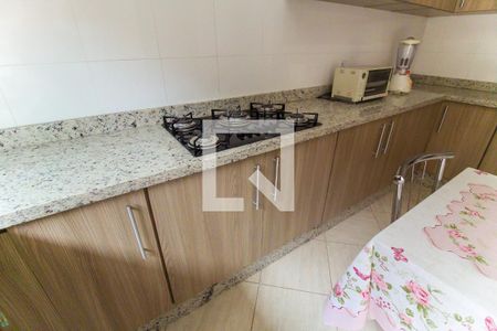 Cozinha - Armários de casa para alugar com 2 quartos, 103m² em Vila Nova Curuçá, São Paulo