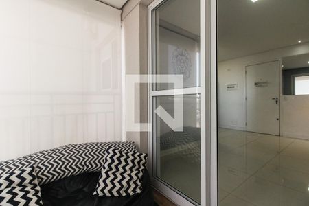 Varanda  de apartamento à venda com 2 quartos, 49m² em Vila Carrão, São Paulo