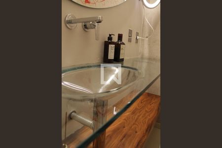 Apartamento para alugar com 76m², 1 quarto e sem vaga Apartamento para alugar com 76m², 1 quarto e sem vagaBanheiro detalhe